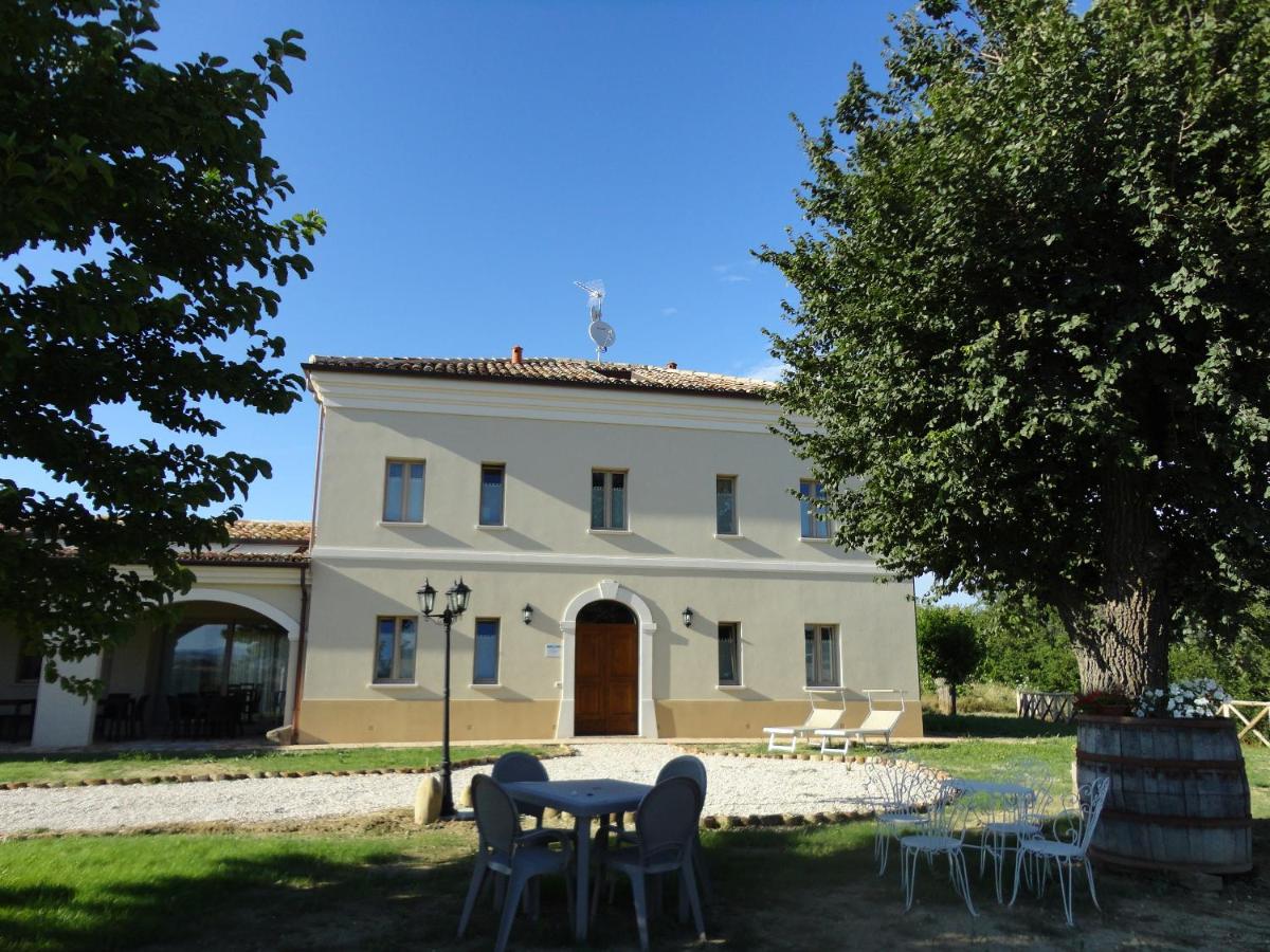 B&B Montemaggiore al Metauro - Villa Marietta Country House - Marche - Bed and Breakfast Montemaggiore al Metauro