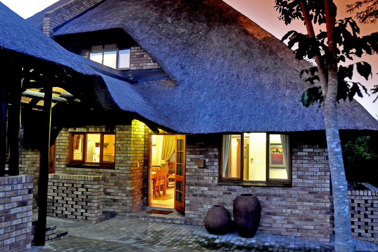 Legend Safaris 257A - in Kruger Park Lodge - B&B
