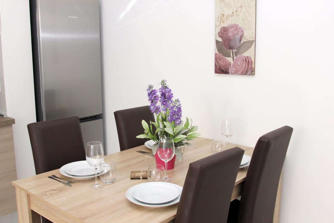 Refurbished Sliema Comfort Walk to Beach and Restaurants - Bed and Breakfast Sliema