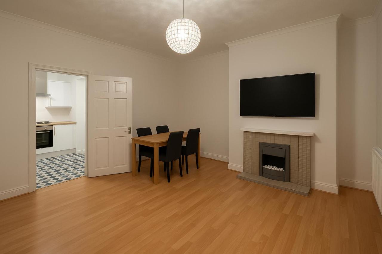 Simple & Peaceful Space - B&B Colne