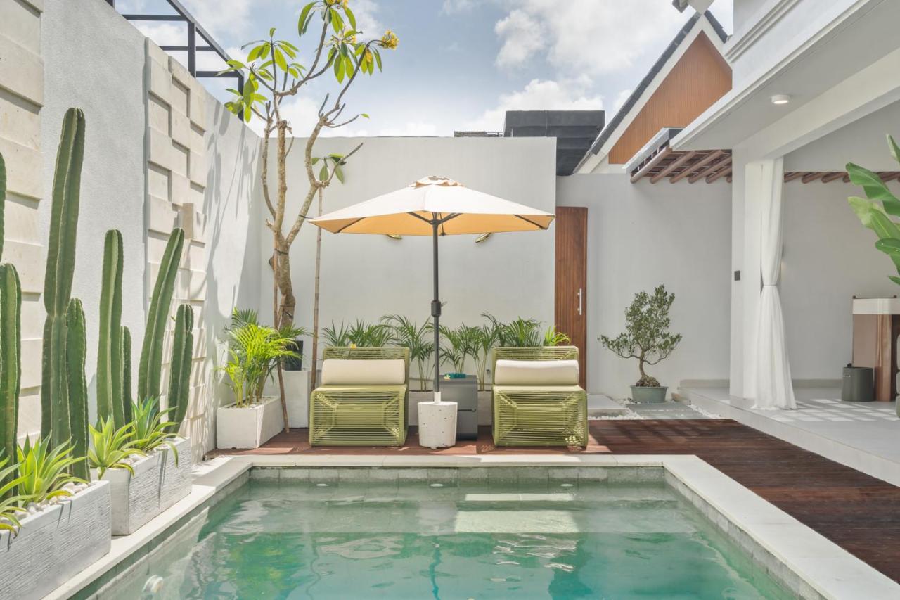 Rosso Verde 2BR Villa near Seminyak - B&B Seminyak