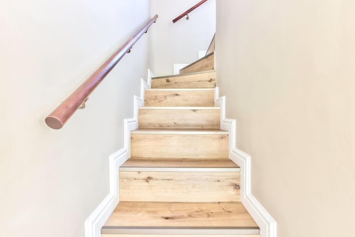 Silverview Modern Duplex Fully Air-Conditioned near Beach - Ferienwohnung Kapstadt