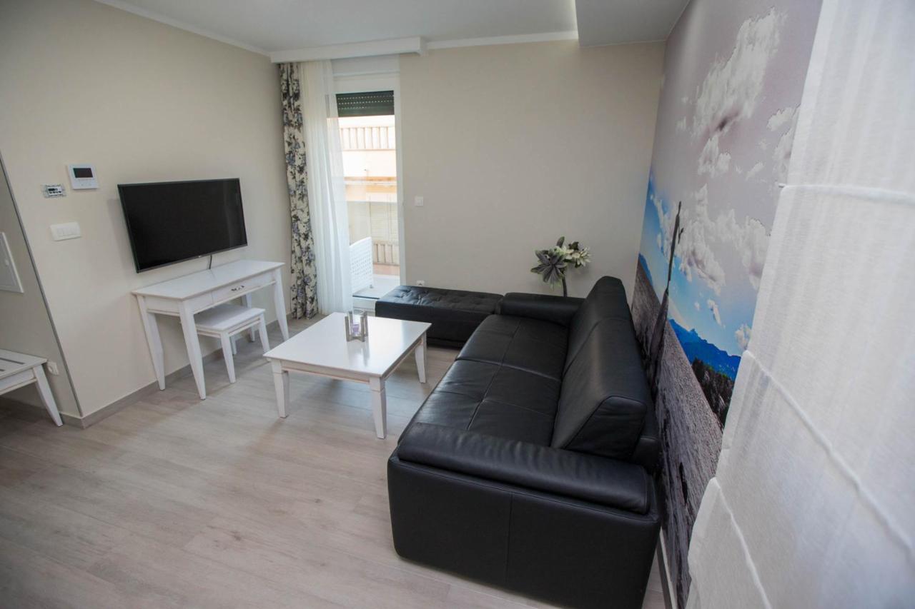 One-Bedroom Apartment with Balcony and Sea View