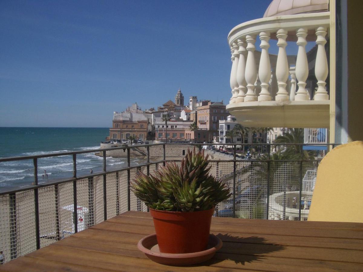 Sitges Beach Panorama - B&B Sitges