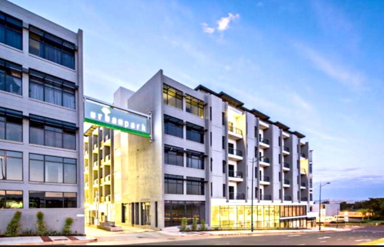 Urban Park Apartments - Ferienwohnung Durban