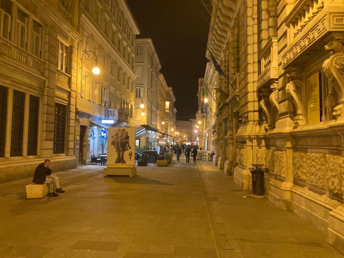 Trieste City 2 - Ferienwohnung Triest