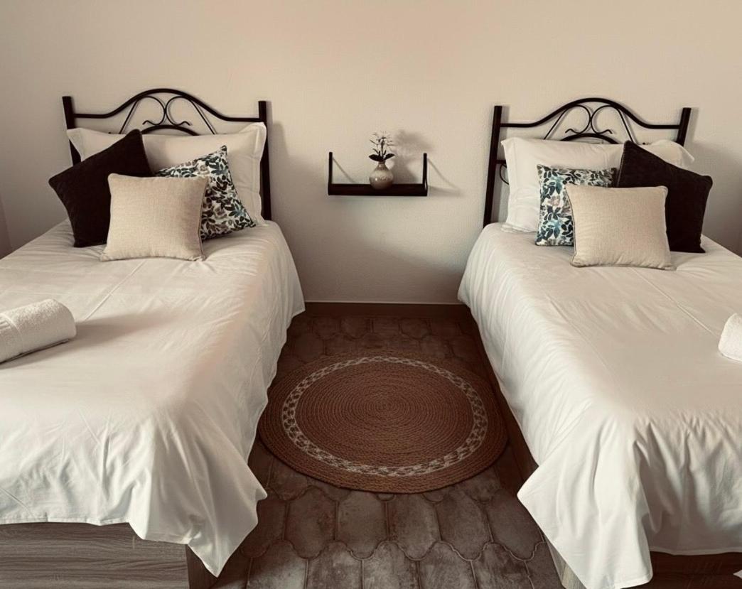 Apartamentos El Paso - B&B Pedrera