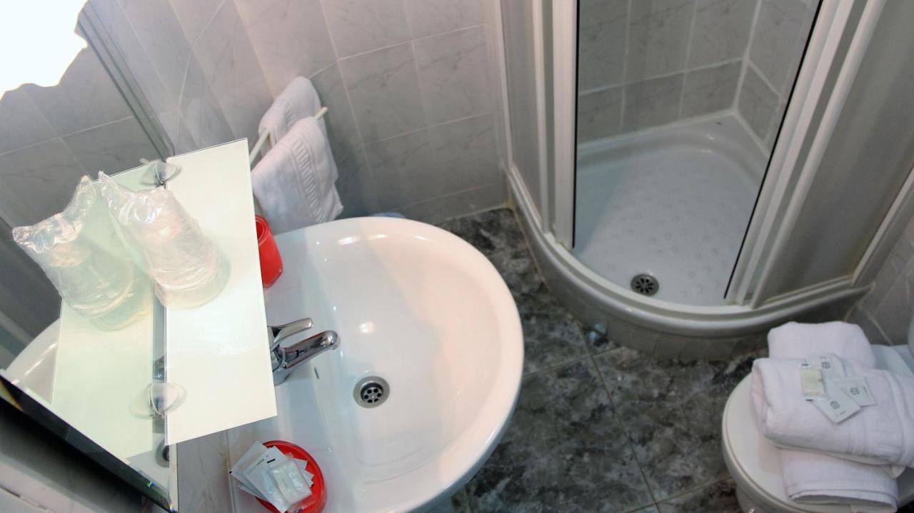Chambre Double avec Salle de Bains Privative
