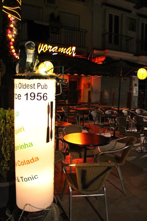 Sitges Beach Panorama - B&B Sitges