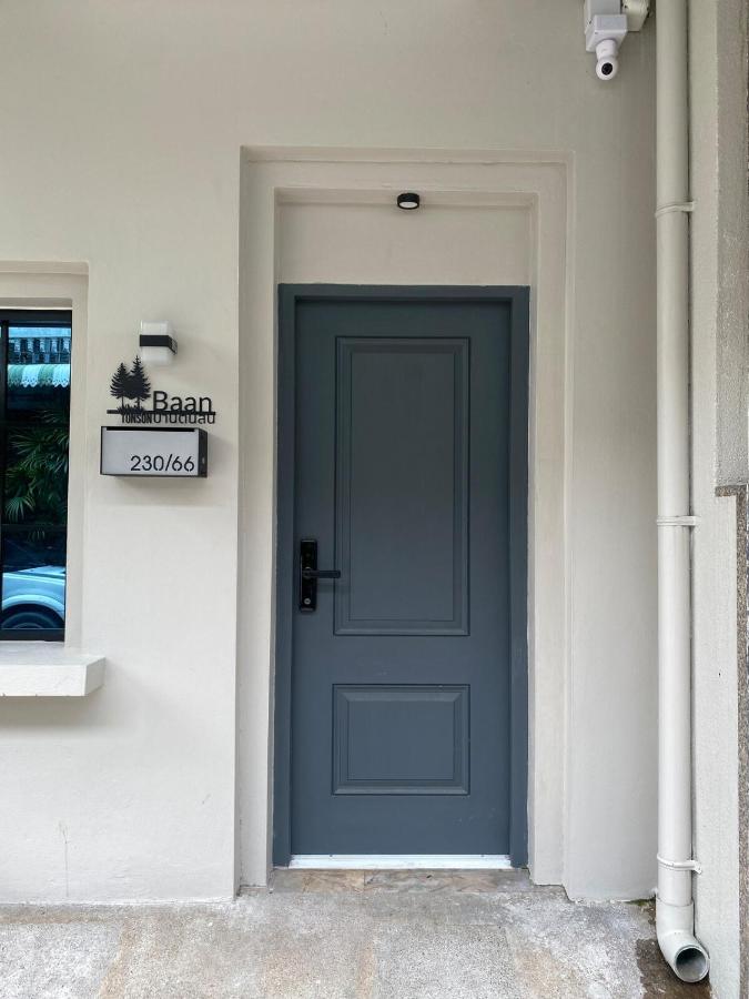 Baan Tonson - Central Nakhon Pathom 2BR Townhouse with AC & Kitchen - Bed and Breakfast Nakhon Pathom