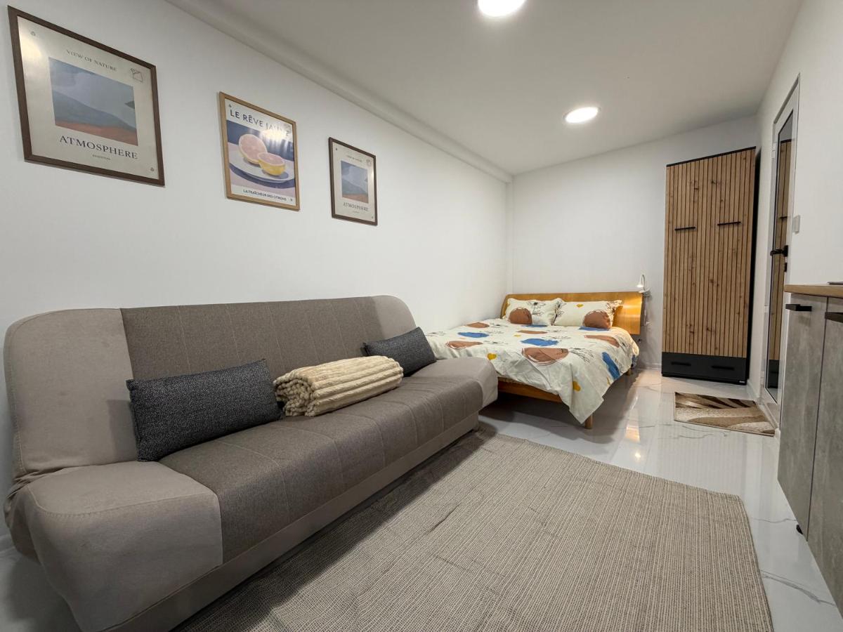 Botev MiniHub Hub 1 Modern Studio at Botev 88 - B&B Sofía