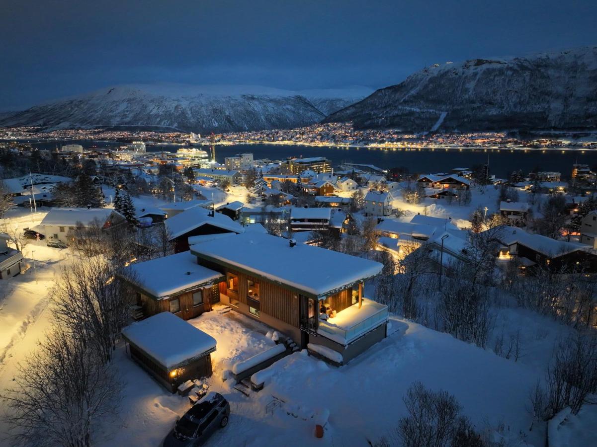 The Arctic panorama studio with outdoor jacuzzi - Ferienwohnung Tromsø