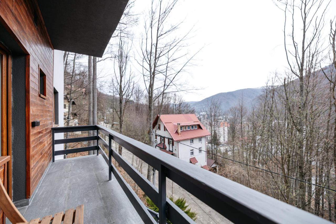One-Bedroom Apartment with Balcony