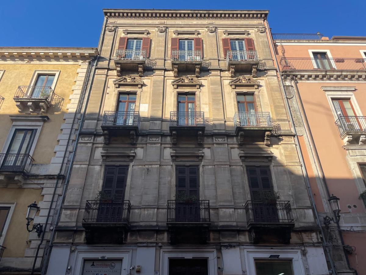 Tambasia, Elegant Rooms in Via Etnea - Chambres d'hôtes Catane