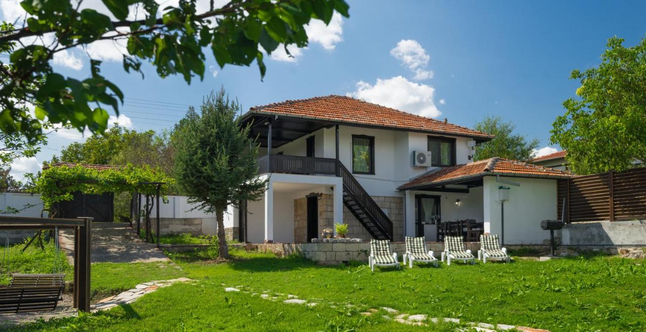 Guest House Intrigue - B&B Cherven