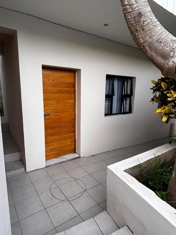 Rephidim Palace 02 - B&B Durban