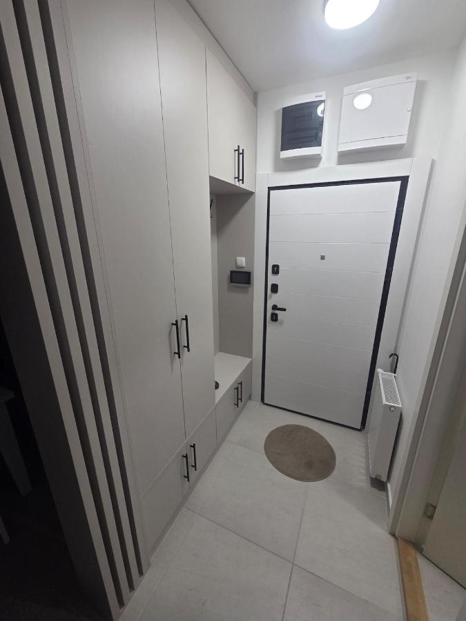 Wolf's Wonder - B&B Obrenovac