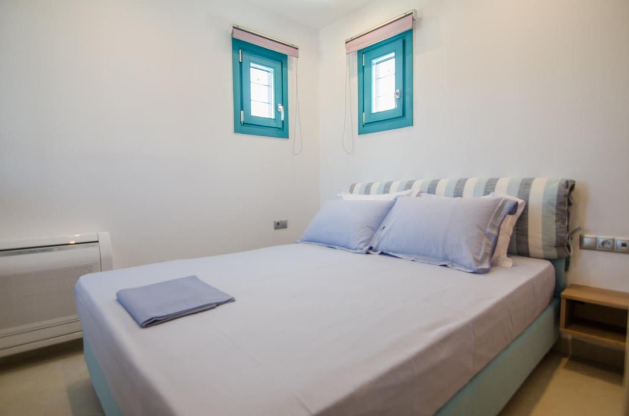 One-Bedroom Apartment with Balcony