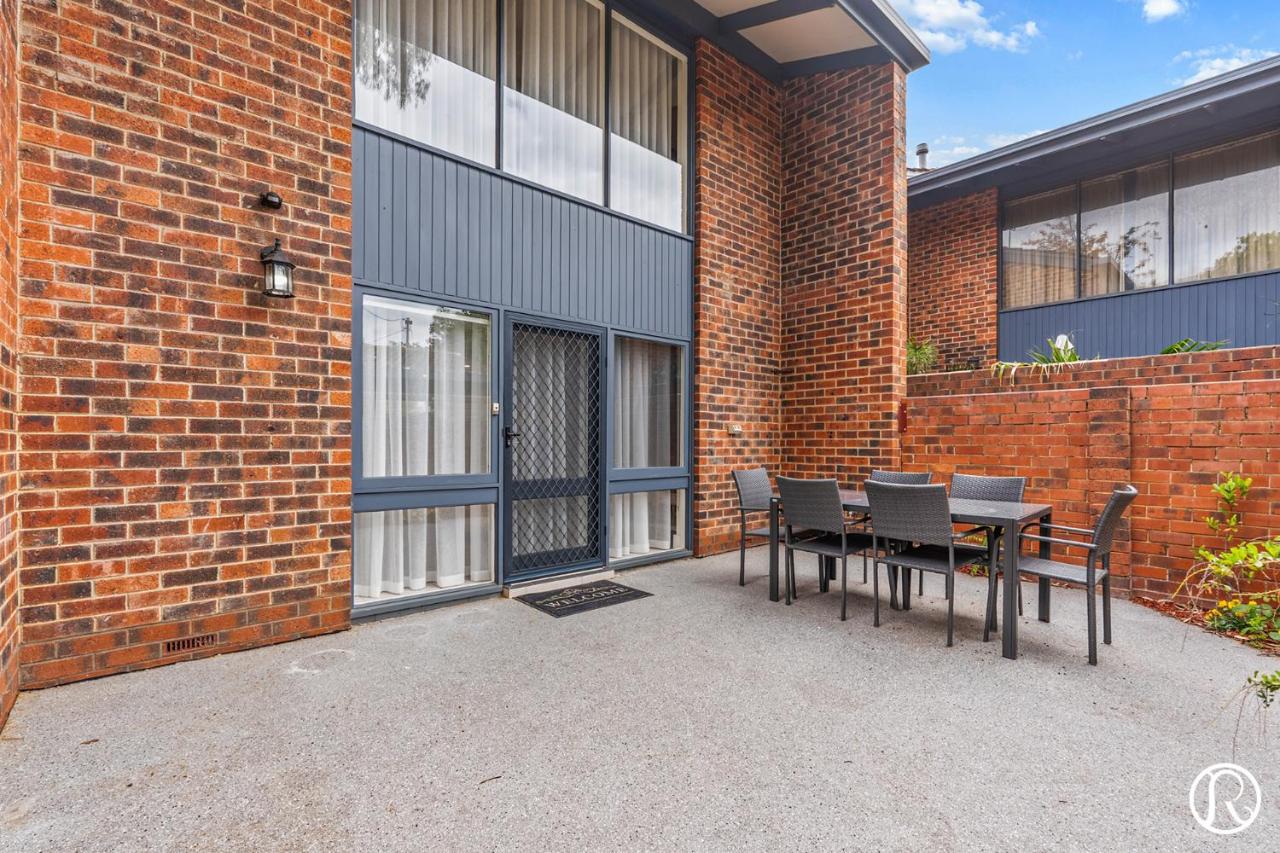 Norwood Urban Sanctuary Condo 2b1b free parking - Bed and Breakfast Kensington and Norwood