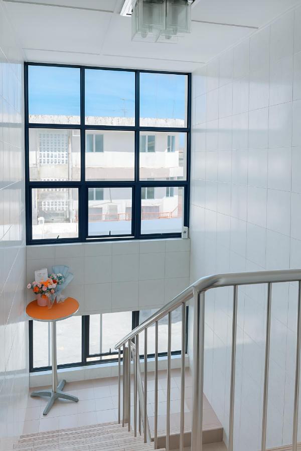 Neela House - Bed and Breakfast Labuan