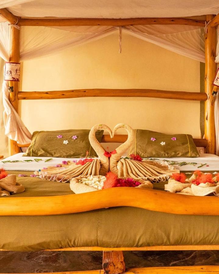 Manyatta Camp - Chambres d’hôtes Voi