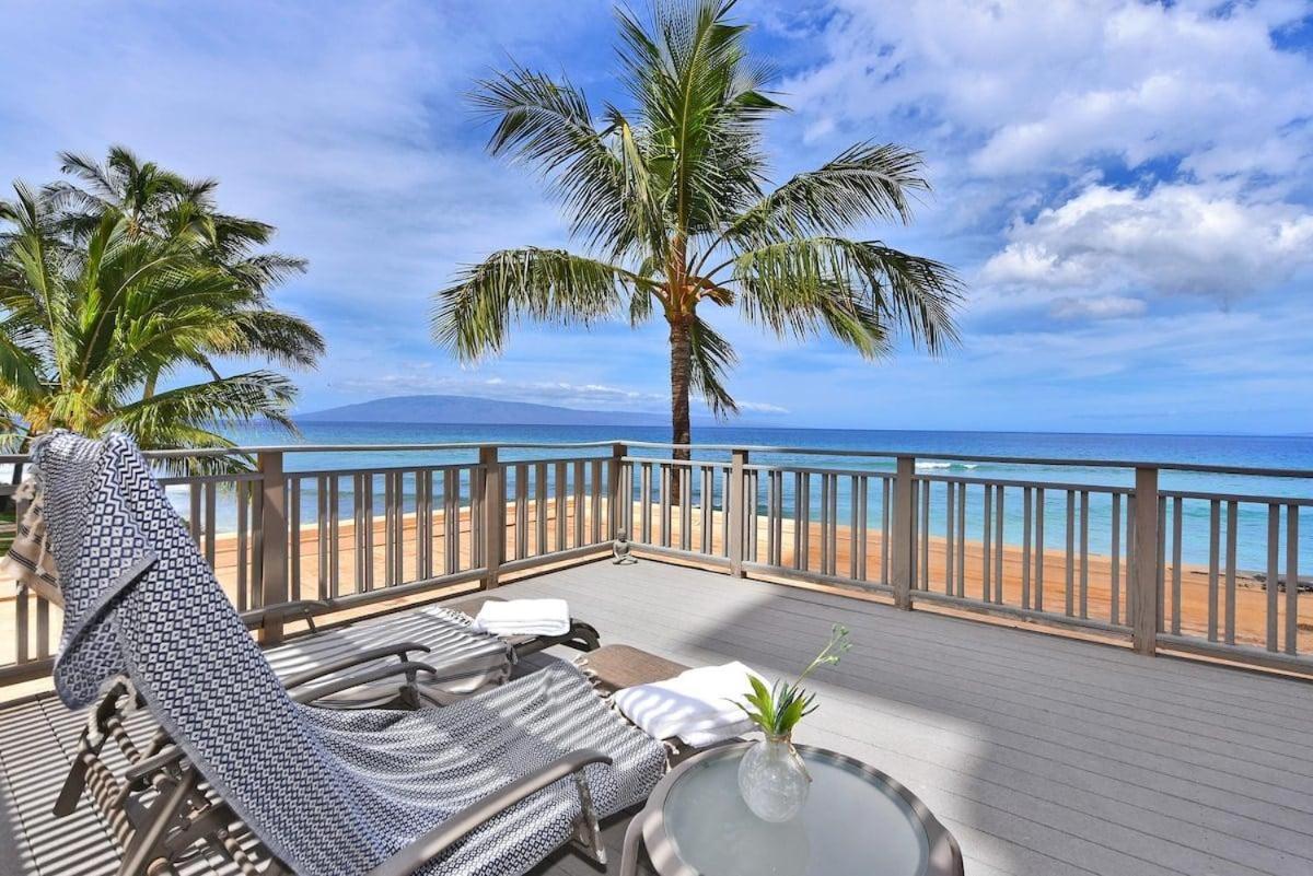 Maui Kai 201 · MK 201 BeachFront 1BD w Private Deck Pool AC - Ferienwohnung Kahana
