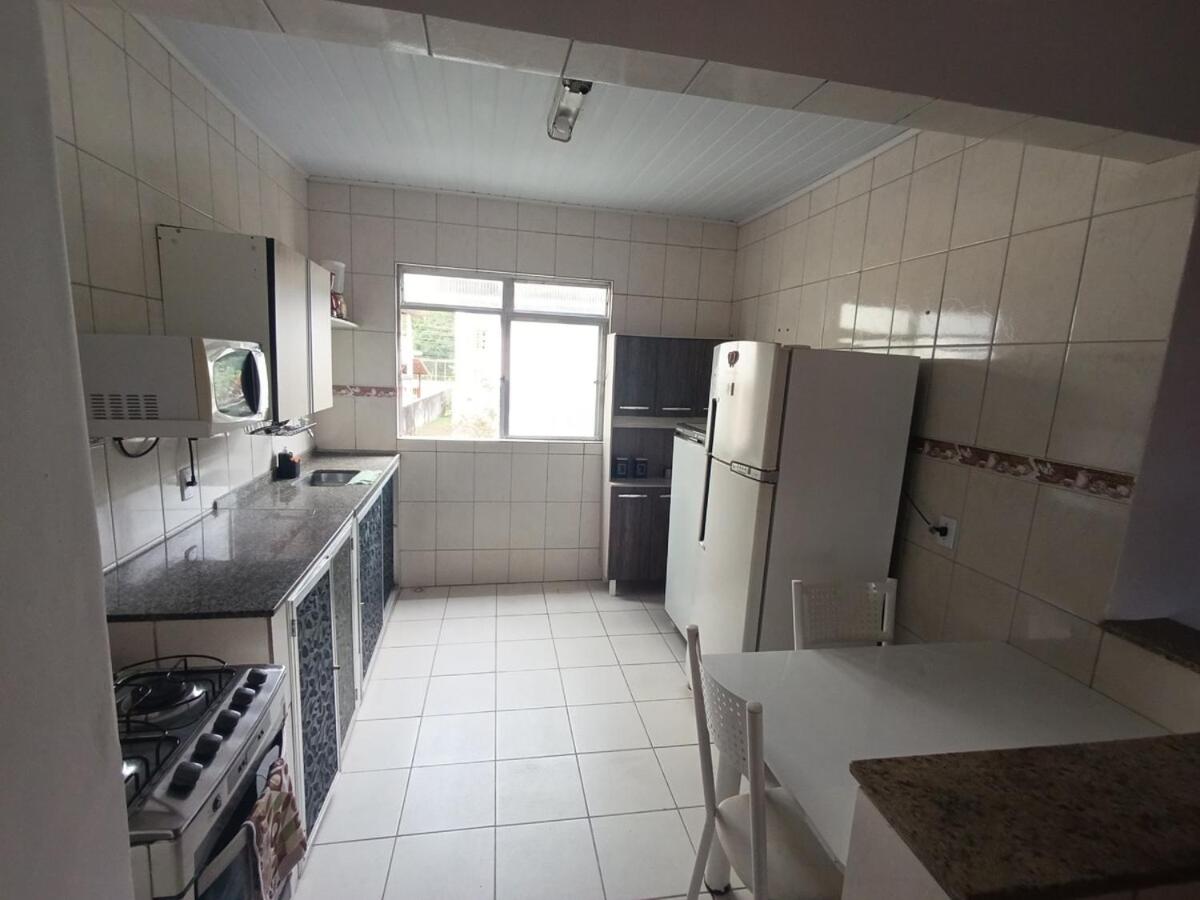 Casa na rua da Praia Vermelha, 2 minutos andando - B&B Angra dos Reis