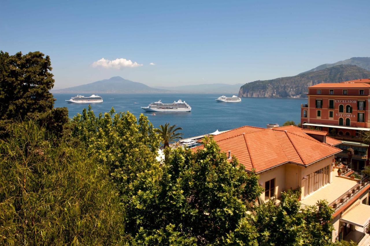 Appartamento su 2 Livelli con 1 Camera da Letto, Terrazza e Vista Mare 