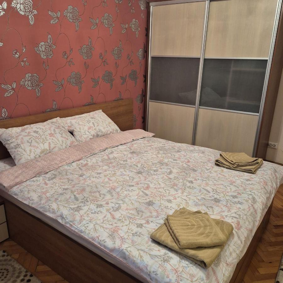 Apartament 3 camere Promenada Mall Craiova - B&B Craiova