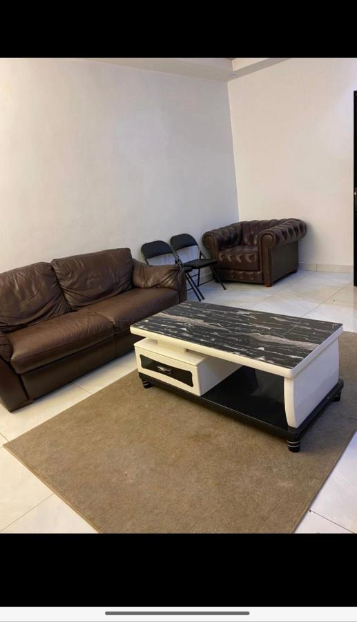 Appartement met 1 Slaapkamer, Balkon en Uitzicht op de Stad