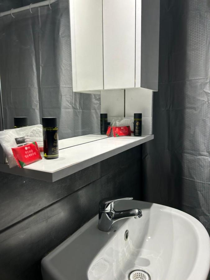 Twin Room with Private Bathroom