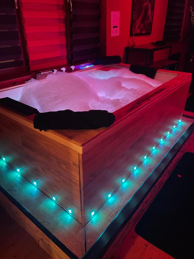 Le Glamour - Bed and Breakfast Besançon