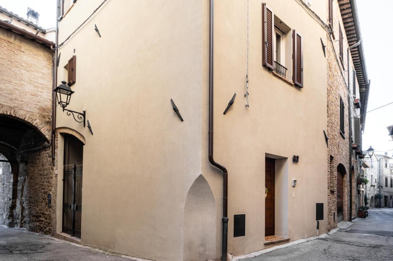 L'Angolo della Torre - B&B Bevagna