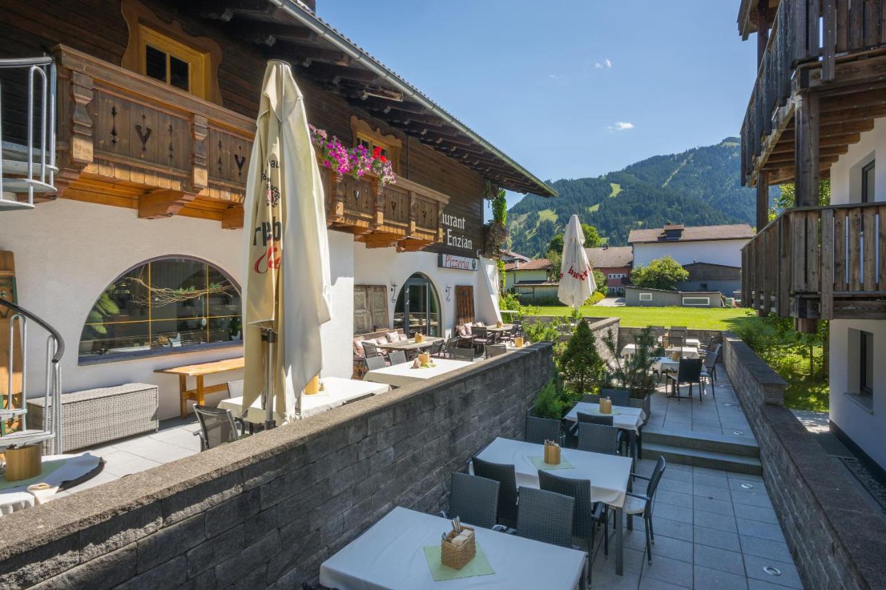 Gasthof Restaurant Pizzeria Enzian - Sommerbergbahnen inklusive - Chambres d'hôtes Tannheim