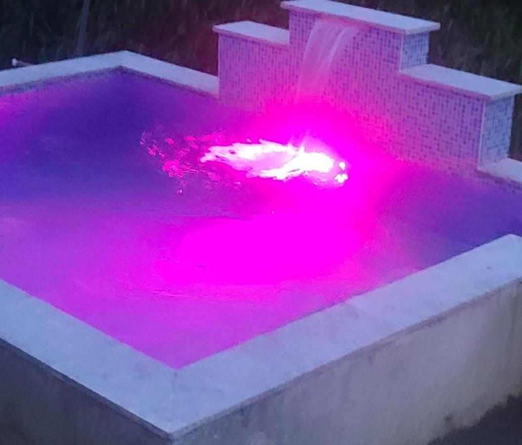 Carnbee Cozy Cottage - Ferienwohnung Bethel