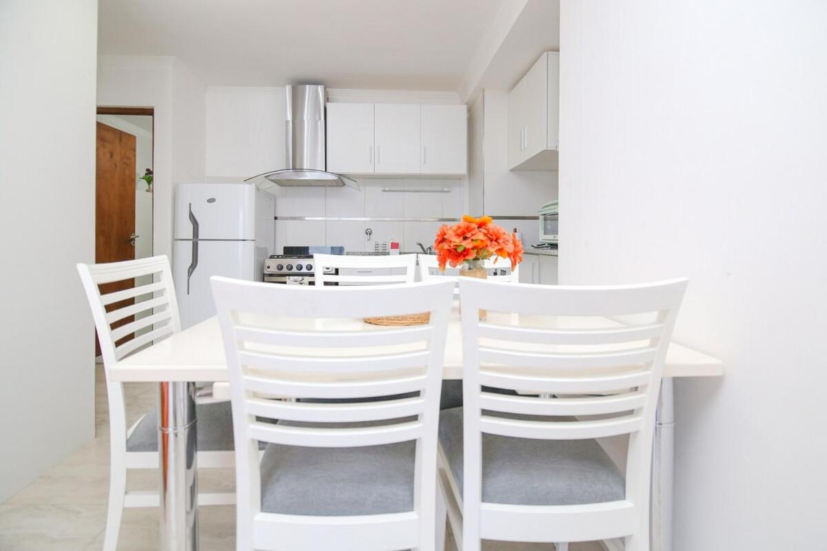 Monoambiente Hipólito Irigoyen con cochera - Santa Fe - B&B Santa Fe