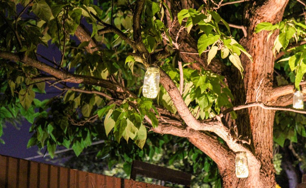 Family-Friendly Retreat 30-Night Minimal - Bed and Breakfast Denver