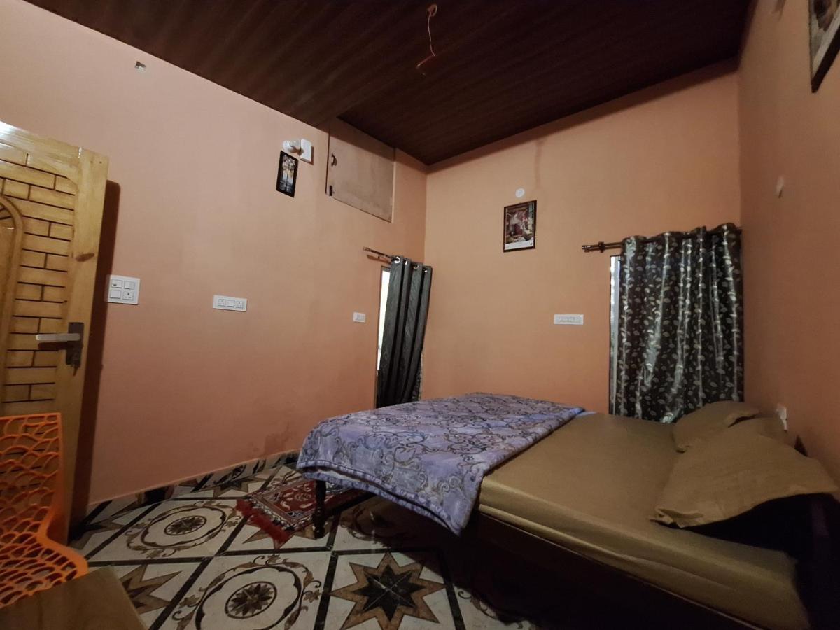 Camera Matrimoniale con Vista Montagna