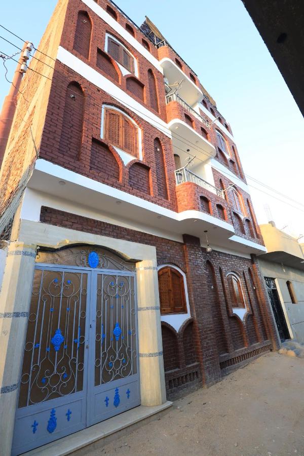 nile shores hotel - B&B Al Aqālitah