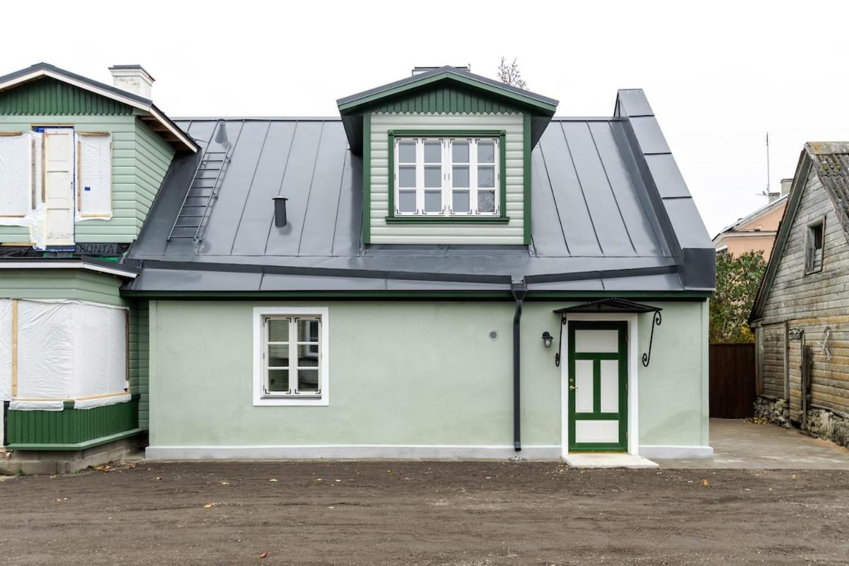 Cozy cottage in Haapsalu Old Town - B&B Haapsalu