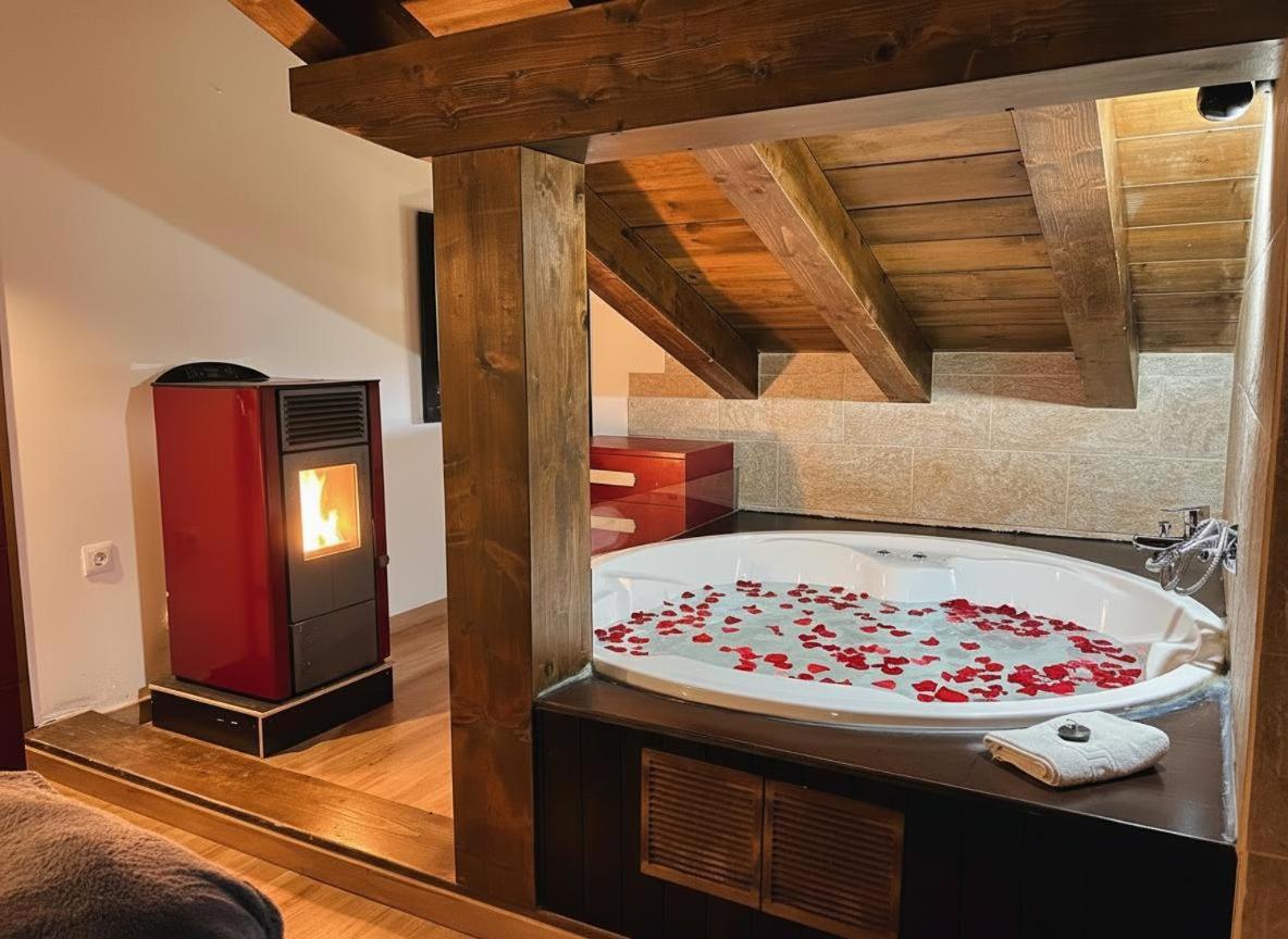 Apartamento Superior con jacuzzi y acceso al spa