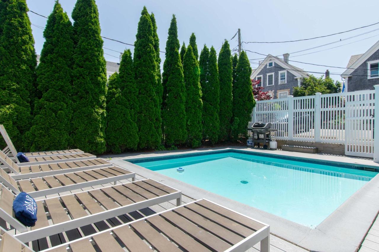 Condo with Wading Pool Dog Welcome - B&B Provincetown