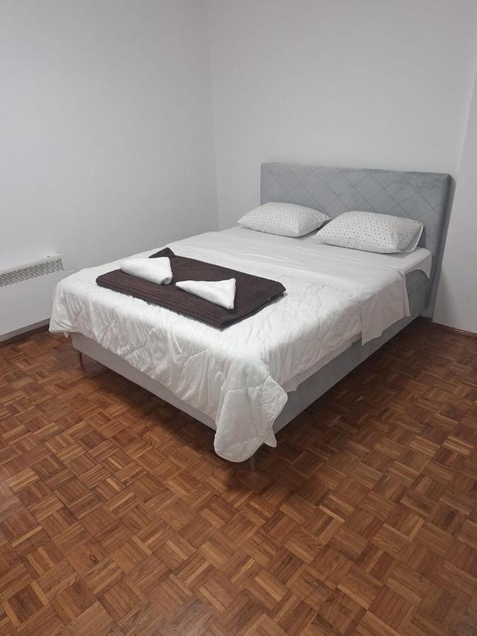San centar apartment - Bed and Breakfast Banja Luka