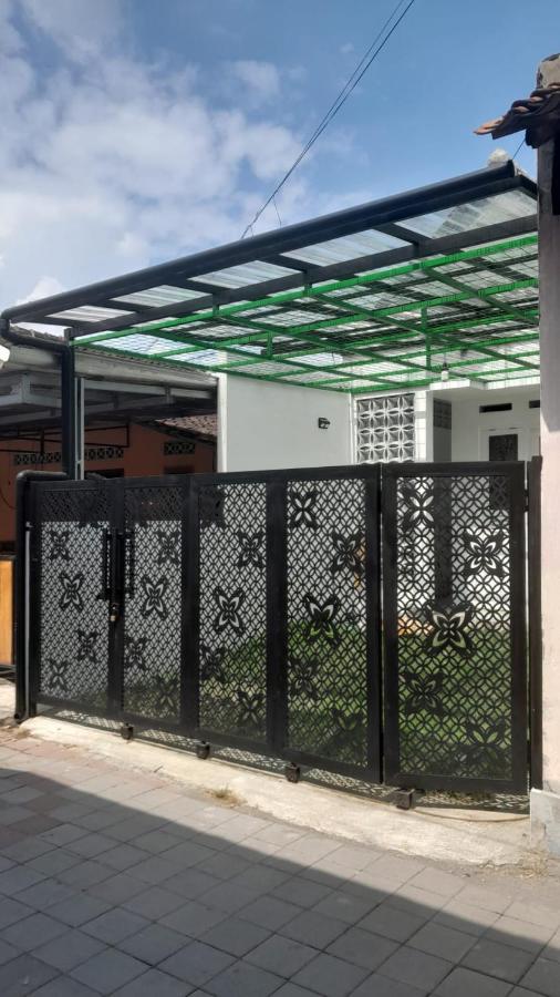 Omah Saha at Kraton - Bed and Breakfast Jogjakarta
