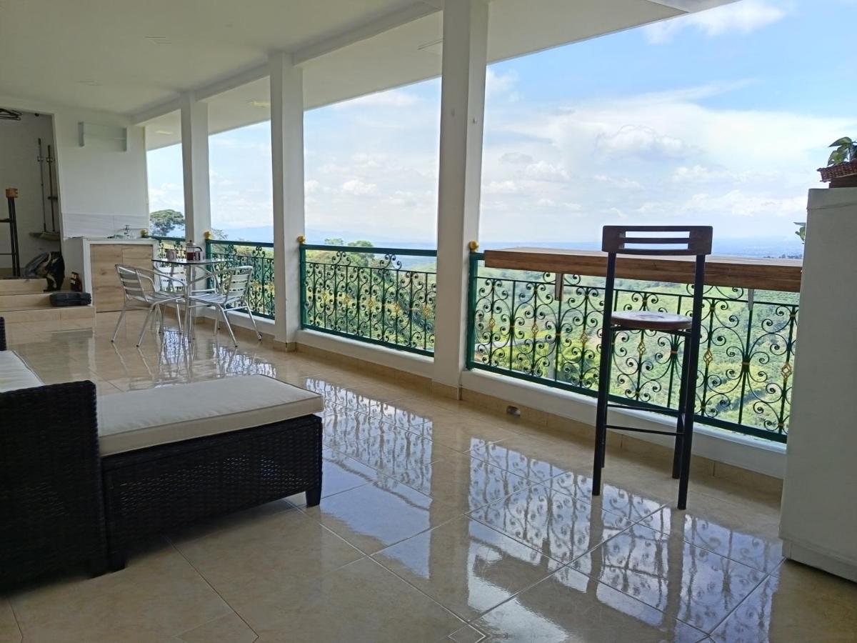 Panorama Café Hostel - B&B Buenavista