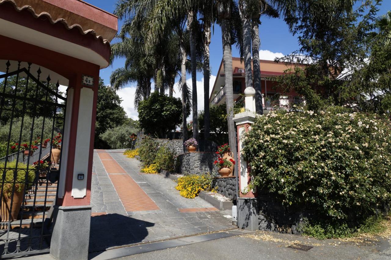 Villa esclusiva con piscina privata e vista Etna - B&B