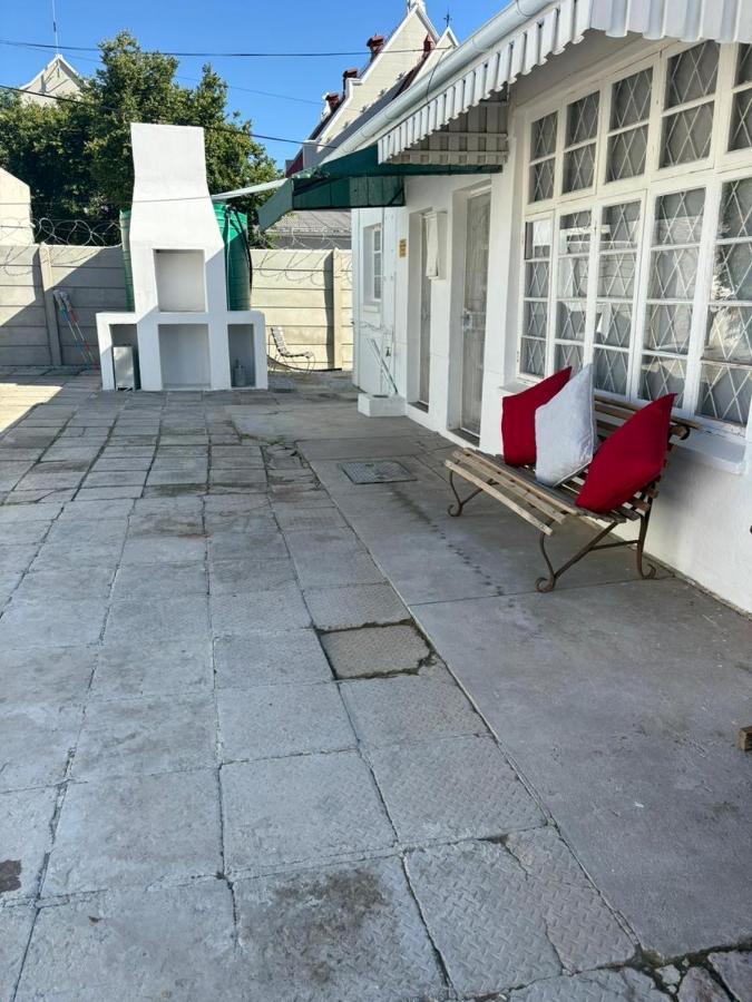 Cozy and Comfy - Bed and Breakfast Graaff Reinet