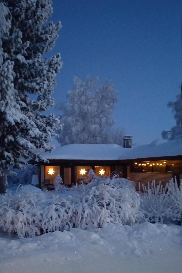 Sweet Home, fireplace - B&B Rovaniemi