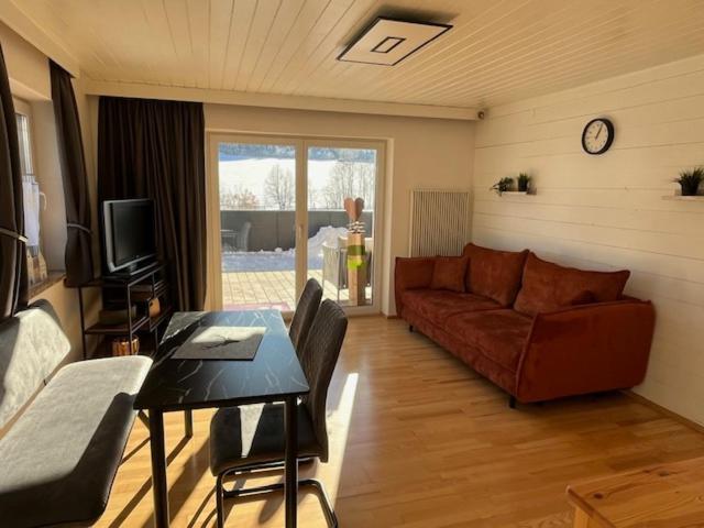 Apartamento de 1 dormitorio con terraza