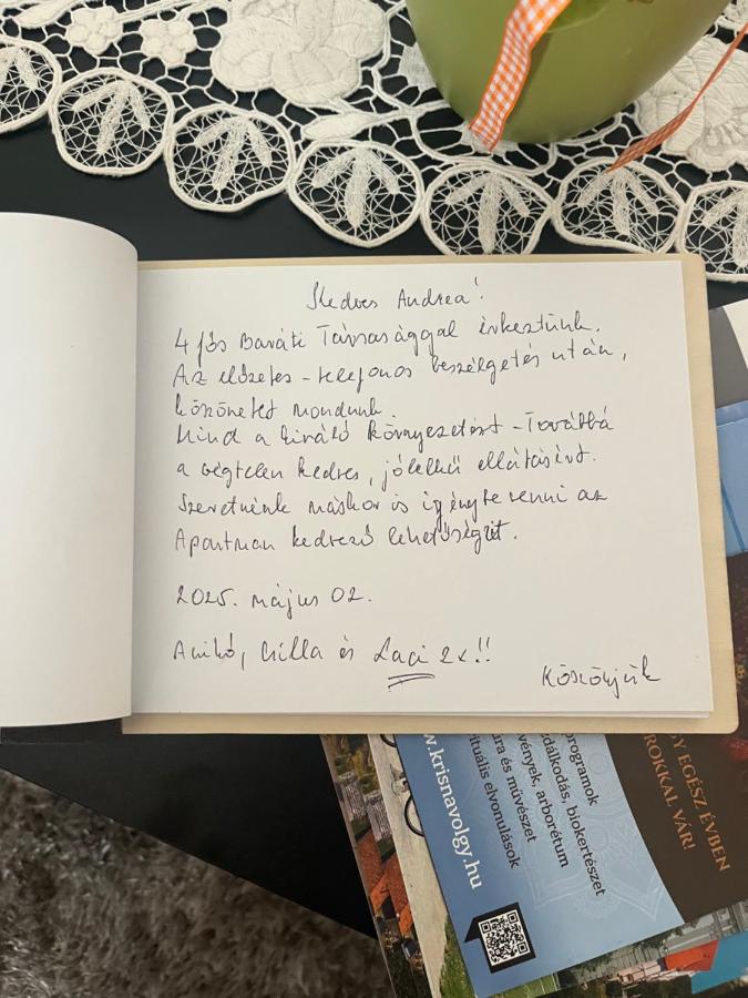 Termálfürdő Apartman Igal -130 méterre a fürdőtől - Bed and Breakfast Igal